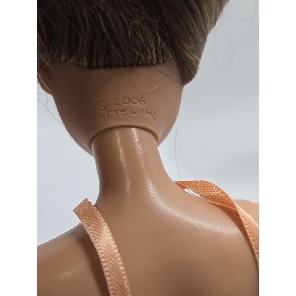 BARBIE Chic 2006 Teresa Doll - Mattel- FLAWS READ INFO - Picture 16 of 16